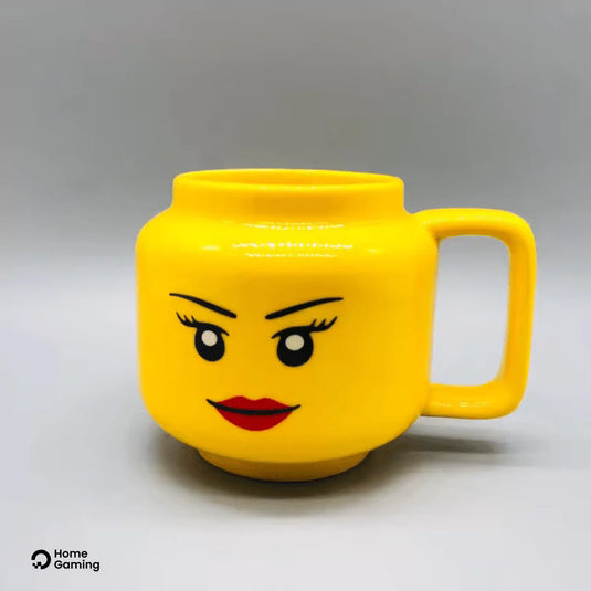 Tasse céramique personnage jeux vidéo femme sourire